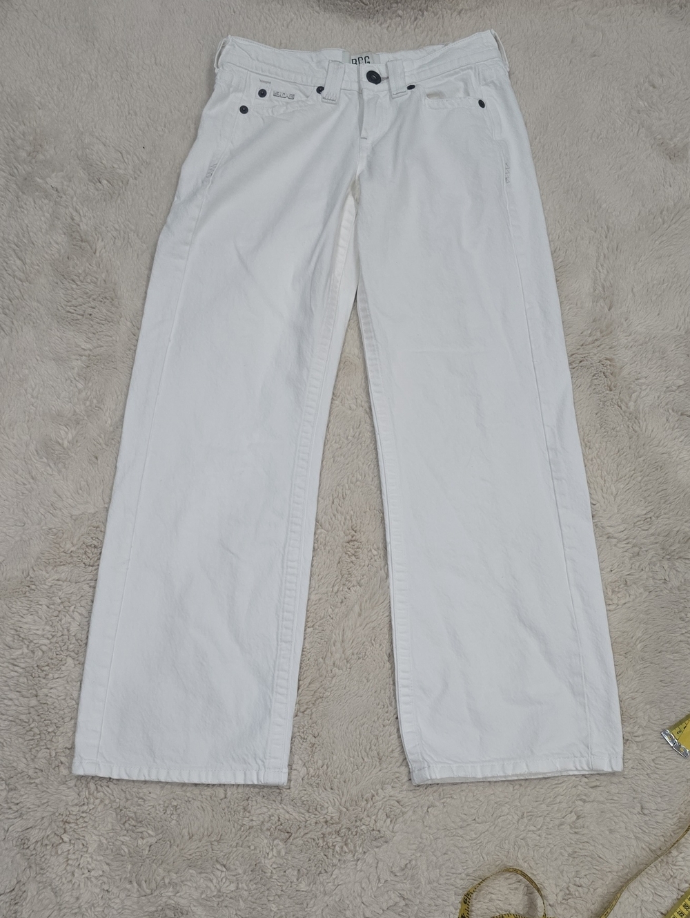 BDG White Wide-Leg Jeans - Clean Flare Fit